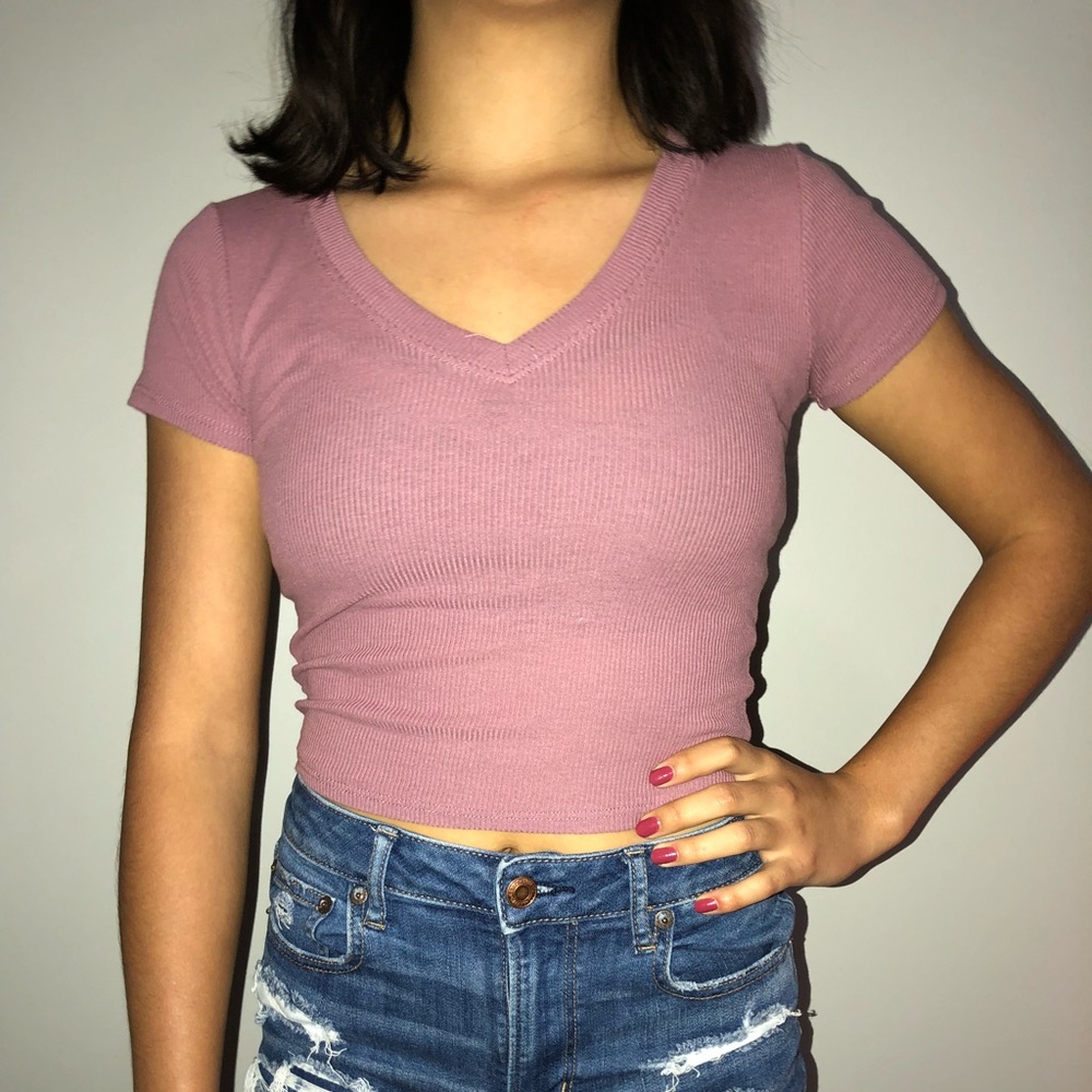 V-neck crop top.